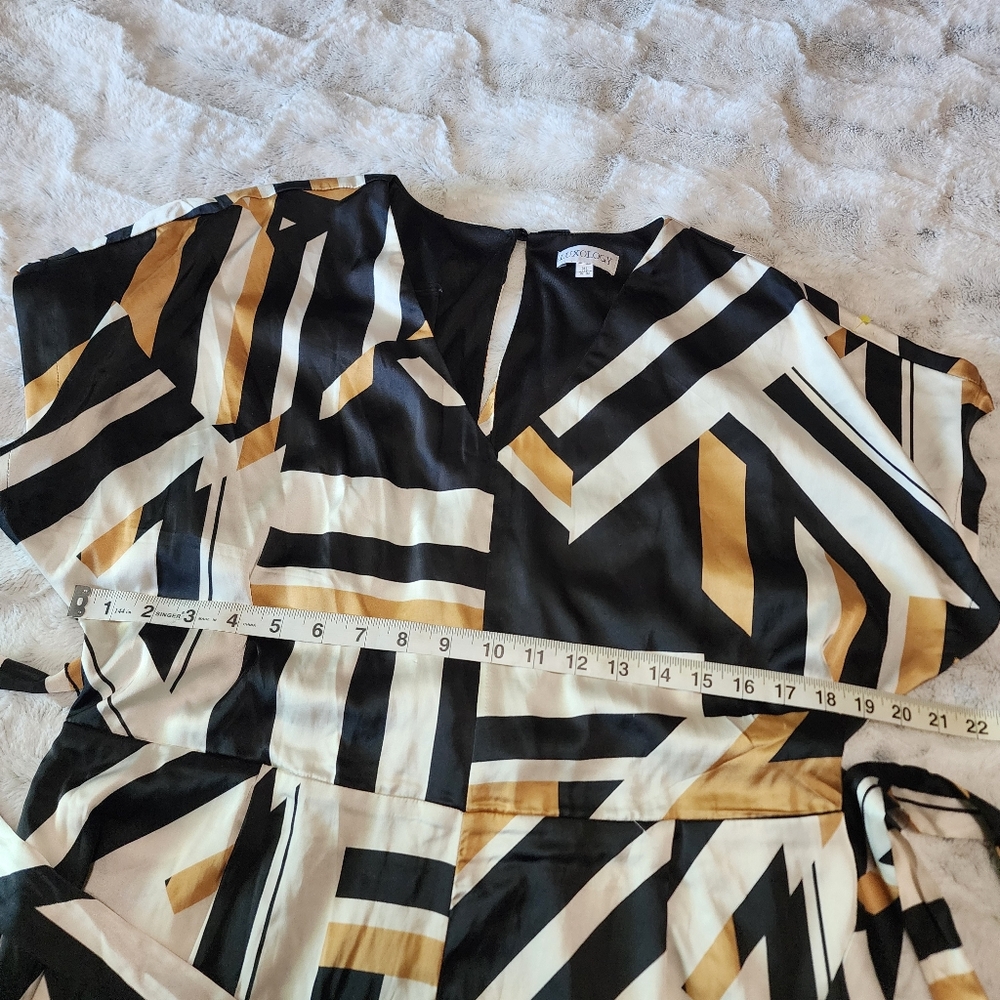 Luxeology Geometric Black and Gold Wide Leg Jumpsuit - Size XL Petite Length - Picture 8 of 16